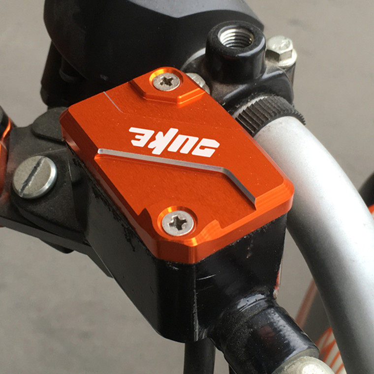 KTM DUKE 125200390 RC390 DUKE690 modified accessories Upper pump cover front oil pot lid brake