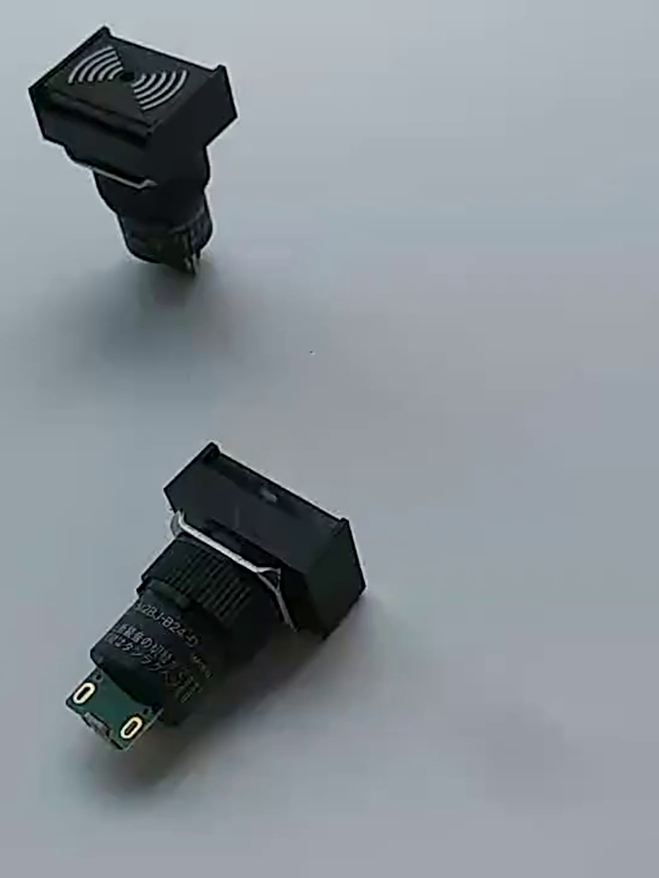 这个蜂鸣器居然可让我家扫地设备人“开口说话”。