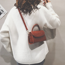 French small crowdsourced crocodile print womens bag 2022 new exploits 100 hitch cross-pack minimalist casual hand single shoulder bag