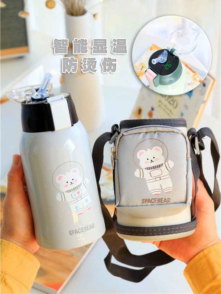Smart children's insulation cup with straw two kettle baby boys and girls kindergarten out to prevent falling primary school students water cup