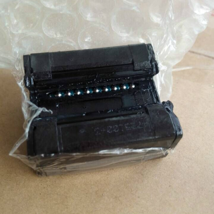 SKF linear guide rail LLTHC15SU LLTHC20SU LLTHC25SU slider bearing price spot