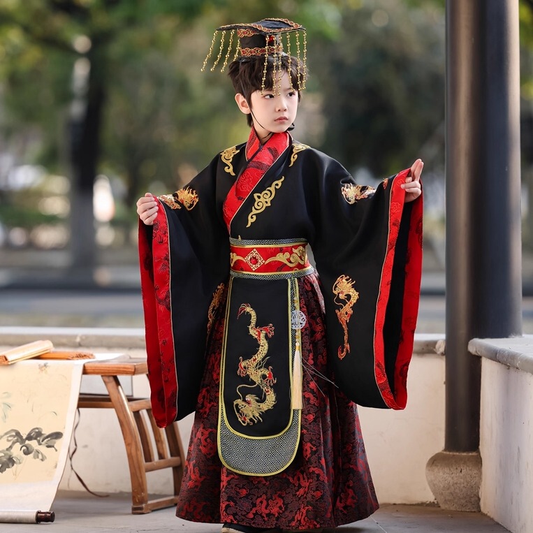 Children's Ancient Costume Emperor Robe Hanfu for Boys, Black High-End Qin, Han, and Three Kingdoms Performance Costume, Spring and Autumn Style