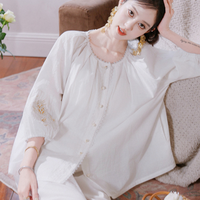 Original Sweat-Absorbent and Breathable Cotton Pajamas Two-Piece Set with Cotton Thread Embroidery, Soft and Loose-Fitting Loungewear with Chest Pads, Can Be Worn Outside