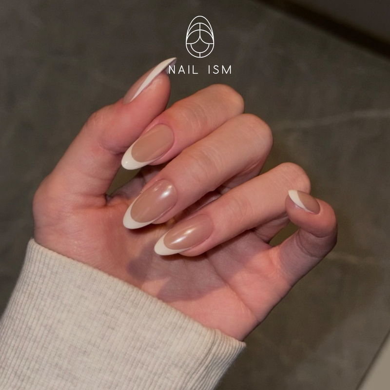 【Nailism Classic French Style】Powdered French White Hailey Nails High-End Everyday Almond Short Nails