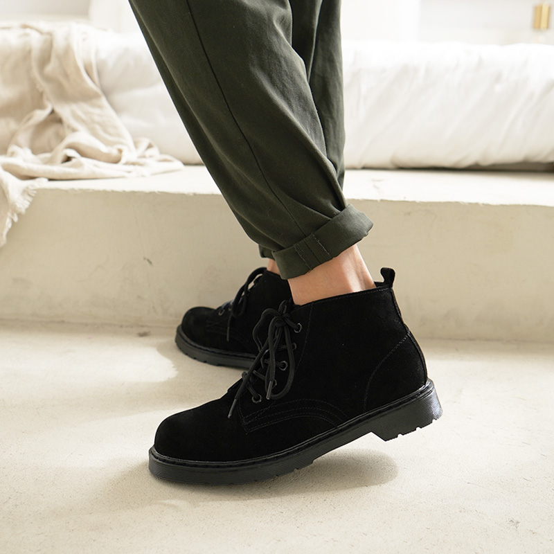 Autumn and winter black mid-tube Martin boots men's boots Korean version of the British style tooling low-top short boots plus velvet men's trendy shoes