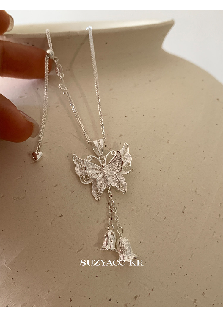 Серебряное ожерелье suzyacc kr纯银铃兰吊坠蝴蝶项链轻奢小众高级感锁骨链2024新款