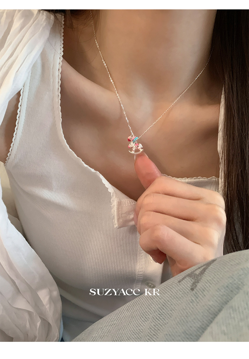 Серебряное ожерелье suzyacc kr纯银滴釉彩色木马吊坠项链百搭高级感轻奢小众锁骨链女