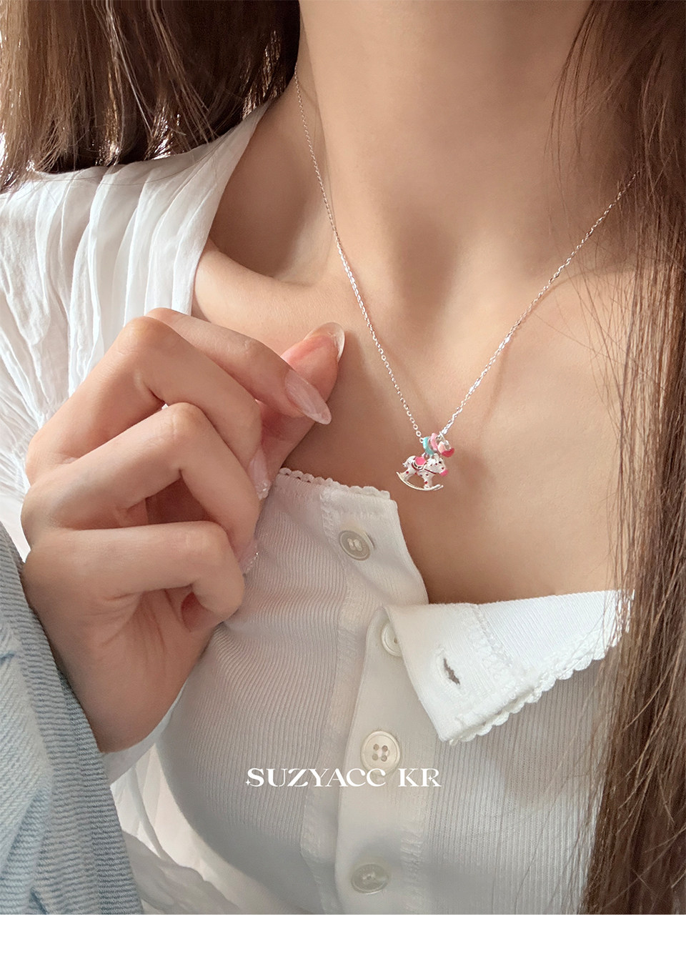 Серебряное ожерелье suzyacc kr纯银滴釉彩色木马吊坠项链百搭高级感轻奢小众锁骨链女
