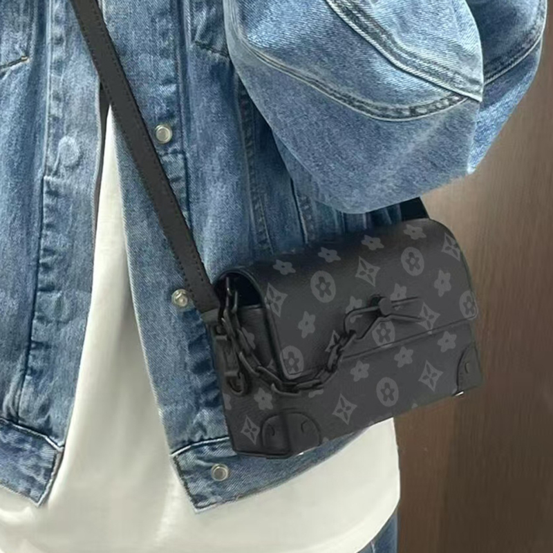 Genuine Leather Men's Bag 2026 New Men's Bag Casual Versatile Shoulder Bag Fashion Trendy Crossbody Bag Phone Bag Genuine Leather Men's Bag 2026 New Men's Bag Casual Versatile Shoulder Bag Fashion Trendy Crossbody Bag Phone Bag