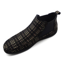  Autumn and winter high-top shoes mens trendy fashion frosted cowhide plaid casual shoes mens leather cover feet all-match British mens shoes