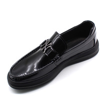  Leather mens shoes 2021 autumn trendy mens classic bright leather casual leather shoes thick-soled all-match buckle Doudou shoes moccasins