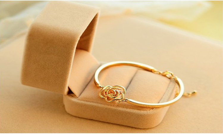 Phiên bản tiếng Hàn của trang sức nhỏ đơn giản pha lê siêu nhấp nháy nơ tình yêu vòng tay nữ zircon mẫu thời trang Hàn Quốc hoang dã vong deo tay