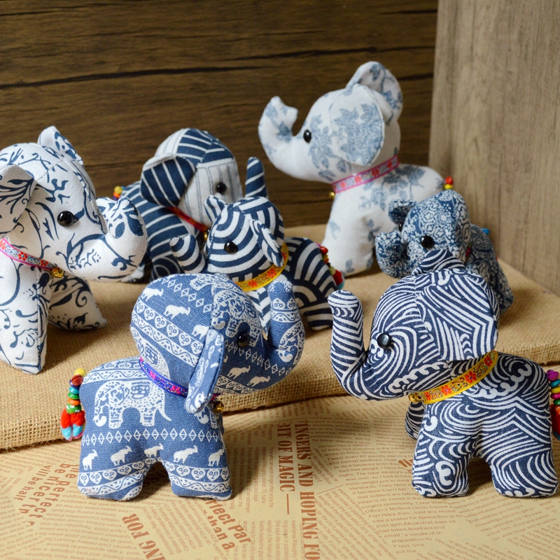 Thai Cartoon Tie-Dye Fabric Elephant Figurine Ethnic Style Elephant Dali Tourist Souvenir Fabric Elephant Figurine