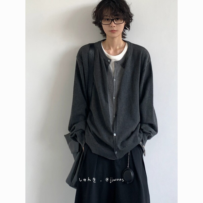 Autumn and Winter New Japanese Retro Fake Two-Piece Knitted Cardigan for Men and Women, Patchwork Casual Loose Unisex Sweater Jacket