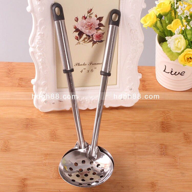 7 points double-headed black tube handle colander, easy to use spoon to divide dishes, steel water colander, hot pot colander, one yuan and two yuan wholesale