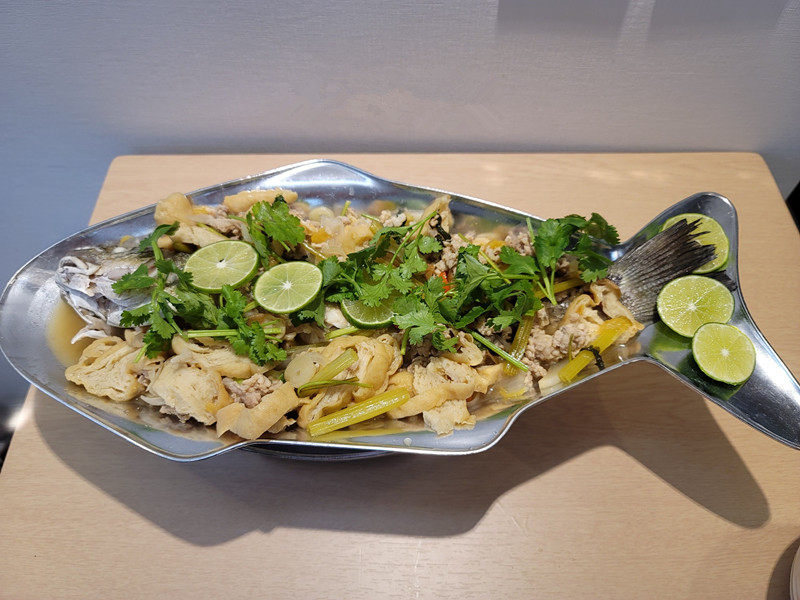 Ming furnace grilled fish furnace dry pot alcohol fish furnace fish-shaped plate cold plate hot dish Hong Kong-style fish furnace fish-shaped tableware fish plate