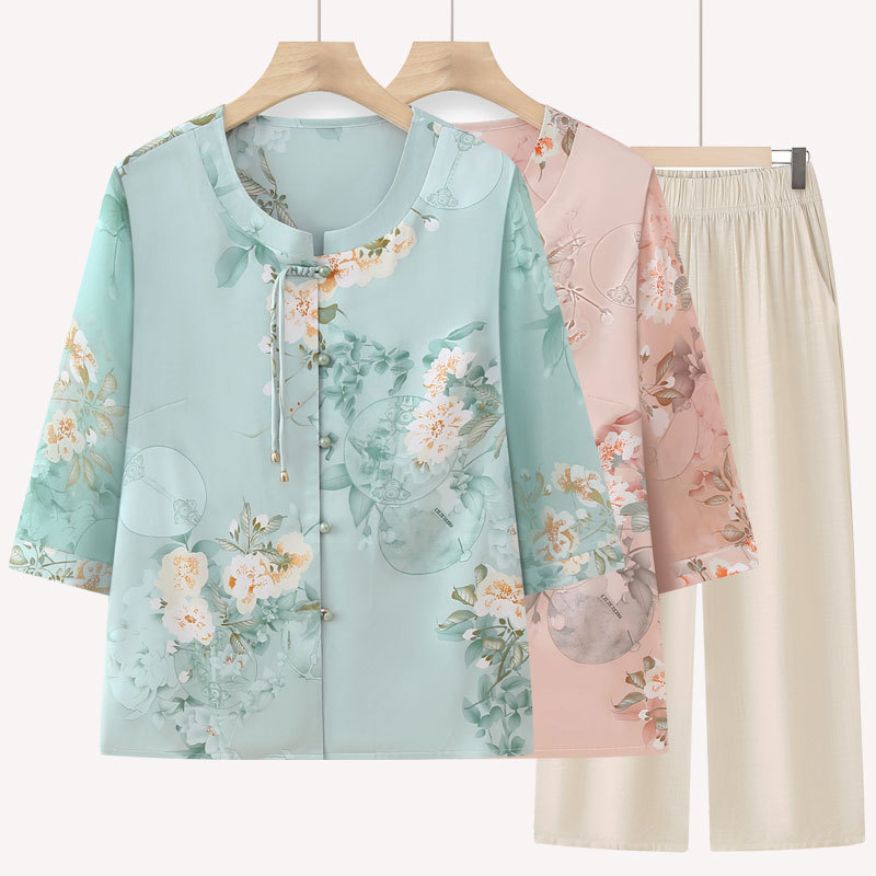 Grandma's Summer Chinese-Style Shirt, Elderly Women's Suit, Stylish New Model for Mothers, Senior Lady's Top, Plus Size