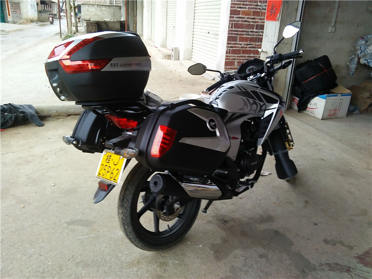 Wuyang Honda Phantom Xe máy Side Box New Continent Ares Side Box Wanlihao V35 Hộp treo đuôi thùng thùng sau xe máy giá rẻ