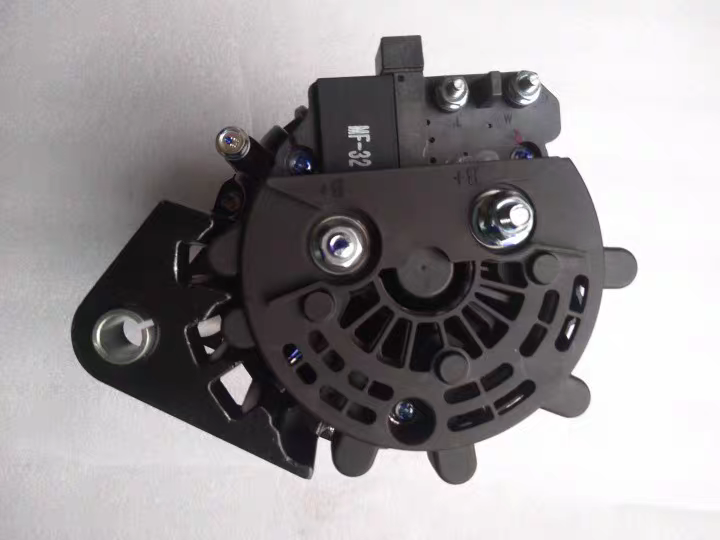 Подарочная коробка 供应康明斯 5287123 发电机 佩特来 avi147j3001充电机28v  120a