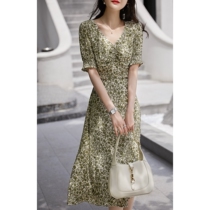 RAGR Summer Dance V-neck slim waist pleated floral short-sleeved dress