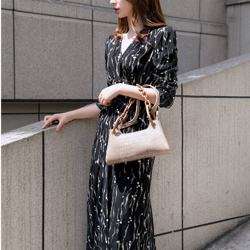 Black temperament V-neck striped three-quarter sleeve floral dress women's summer French over-the-knee slim long skirt