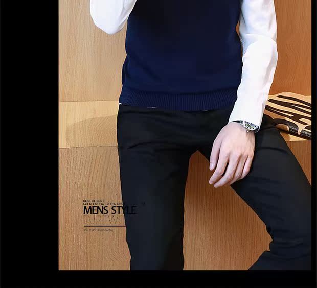 Áo vest nam 2018 mới mùa xuân và mùa thu vest thanh niên len vest không tay áo len chạm đáy áo len cổ chữ V áo vest nam đẹp