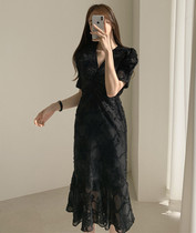 2021 New winter autumn new V-neck Platycodon Heben French Retro Lace Fairy Short Sleeve Dress Women