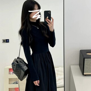 2026 Autumn and Winter Petite French Style High-End Hepburn Style Turtleneck Knitted Set Dress for Women