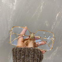 Ultra Light Anti-blue glasses female small red book retro decoration student glasses plain face Net red eyes frame male