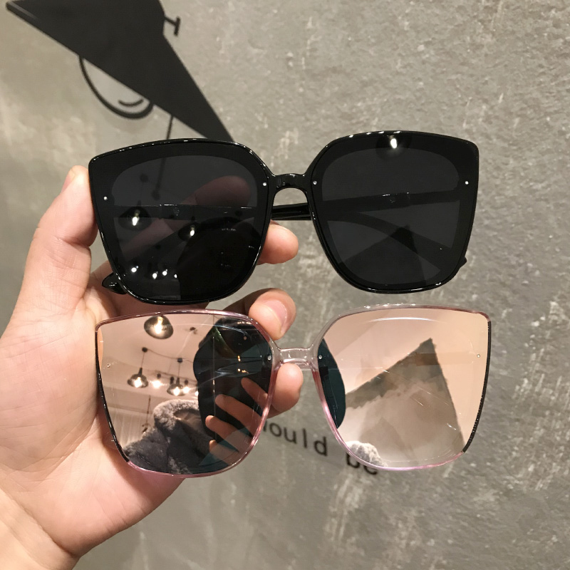 Sunglasses Women's Ins Han version Chaonets Red 20 new anti-UV sunglasses star Big Box Street Clapping Round Face
