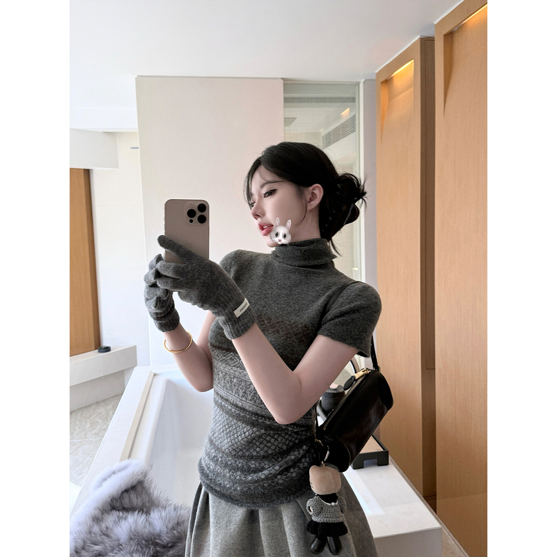 Laareetoo Gray Turtleneck Jacquard Sleeve Sweater for Women, Autumn and Winter Design, Slim Fit Inner Layer, Slimming Top