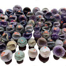 Amethyst cave Agate cornucopia crystal cluster Crystal flower Qishi Rough stone ornament Agate open laughing dinosaur egg