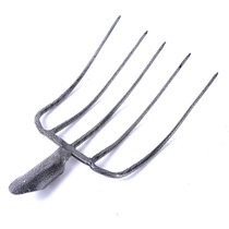 Factory direct sales hardware agricultural tools pile grass iron fork Garden tools iron fork round tooth five tooth steel fork
