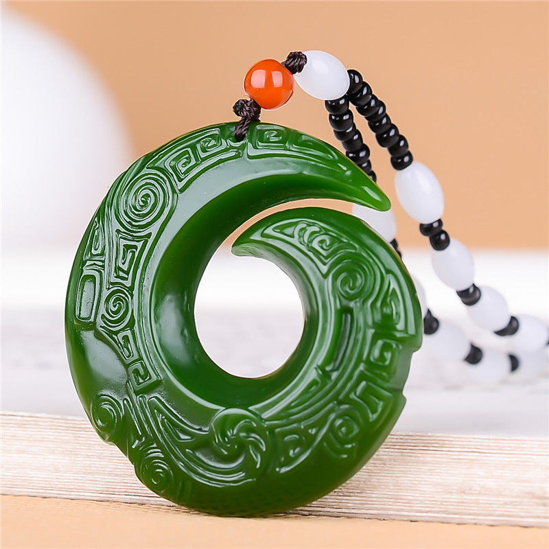 和田玉扭转乾坤玉牌碧玉菠菜绿时来运转道家玉石玉吊坠平安扣玉佩