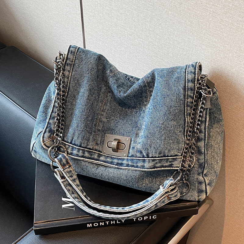 Denim Bag for Women 2026 New Trendy Shoulder Bag Large Capacity Tote Bag for Class and Commuting Crossbody Chain Bag Denim Bag for Women 2026 New Trendy Shoulder Bag Large Capacity Tote Bag for Class and Commuting Crossbody Chain Bag