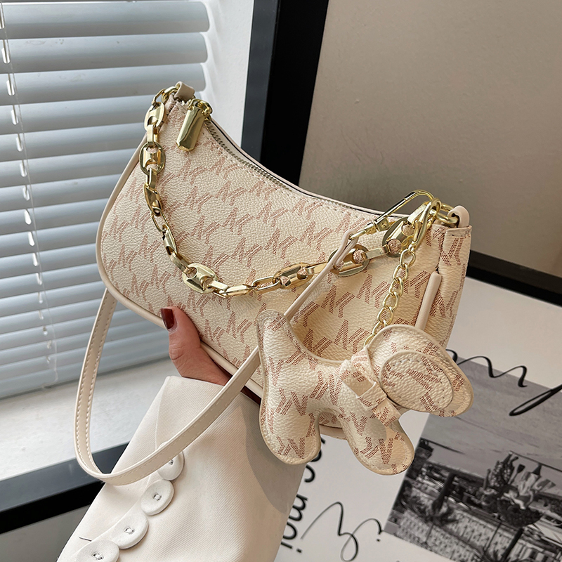 High-End New Style Bag 2026 Fashionable Internet Celebrity Versatile Shoulder Bag Spring Stylish Crossbody Small Square Bag