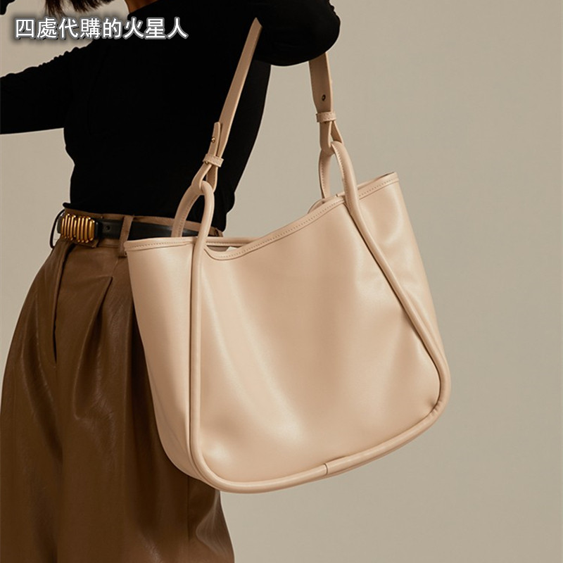 French ZAMP large bag female 2022 new trendy large-capacity underarm tote bag commuter shoulder high-quality niche texture