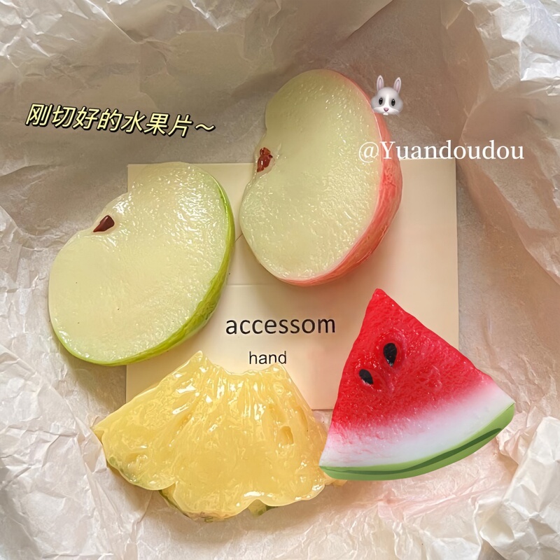 Simulated Fruit Slice Hair Clips, Cute and Fun Apple and Watermelon Quirky Bangs Clips, Side Duckbill Clips, Hair Accessories