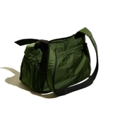 DSGUTWO 新款防水轻量尼龙大容量运动折叠单肩户外男女斜跨包潮