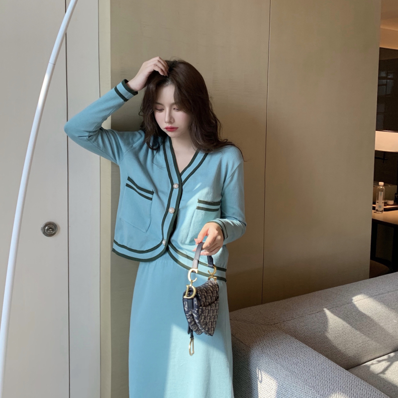 VK旗艦店 韓國學院風撞色針織套裝長袖裙裝