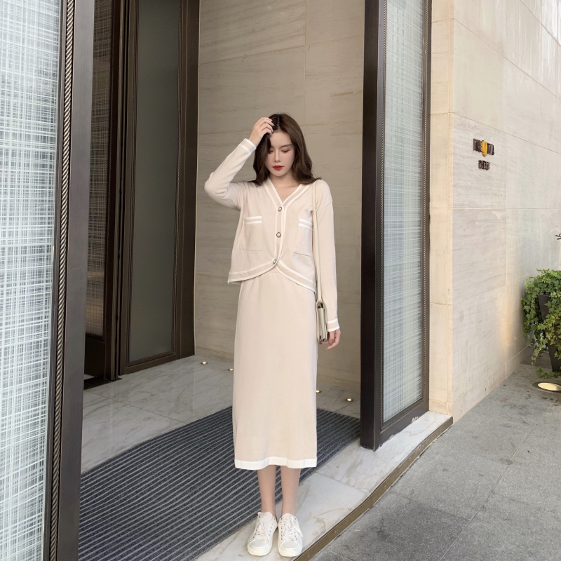 VK旗艦店 韓國學院風撞色針織套裝長袖裙裝