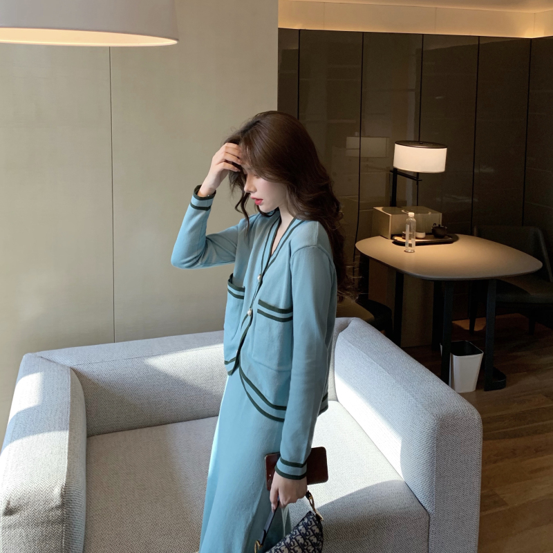 VK旗艦店 韓國學院風撞色針織套裝長袖裙裝