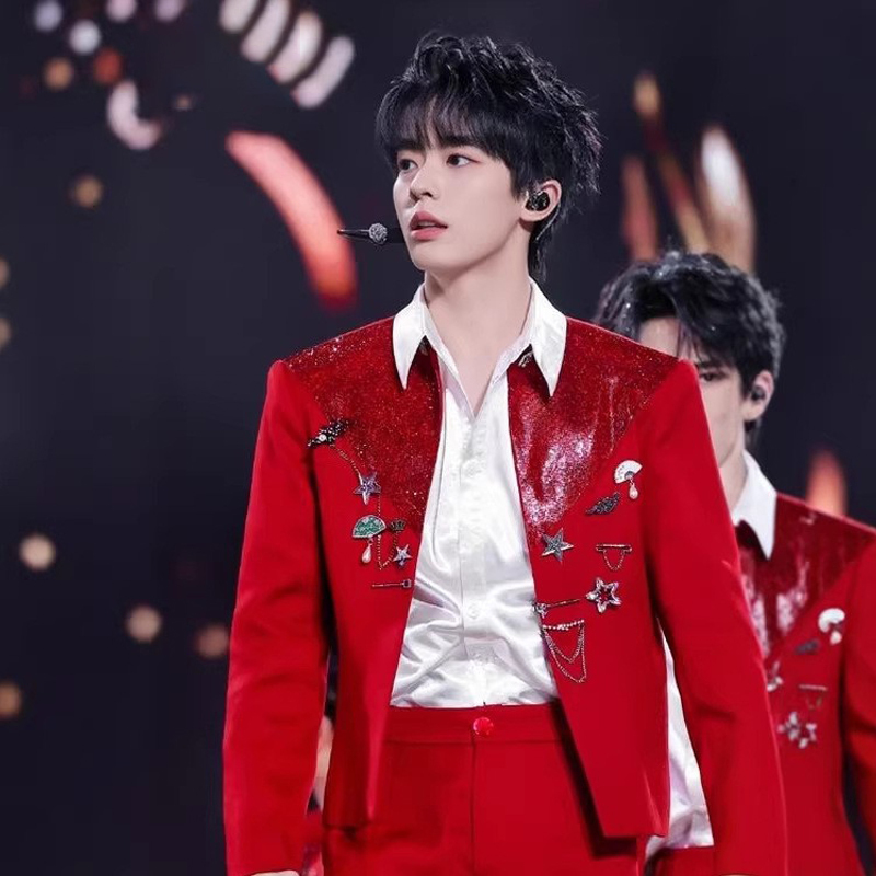 Red Sequin Patchwork Suit for Men, Trendy Performance Outfit, Male Group Stage Costume, Chinese Style Zhongshan Suit Red Sequin Patchwork Suit for Men, Trendy Performance Outfit, Male Group Stage Costume, Chinese Style Zhongshan Suit