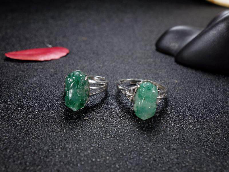 Xiang Ruiyuki boutique daytime blue - ray 925 silver ring on the welfare of new jewelry Khiji Nanyang Yangtsu