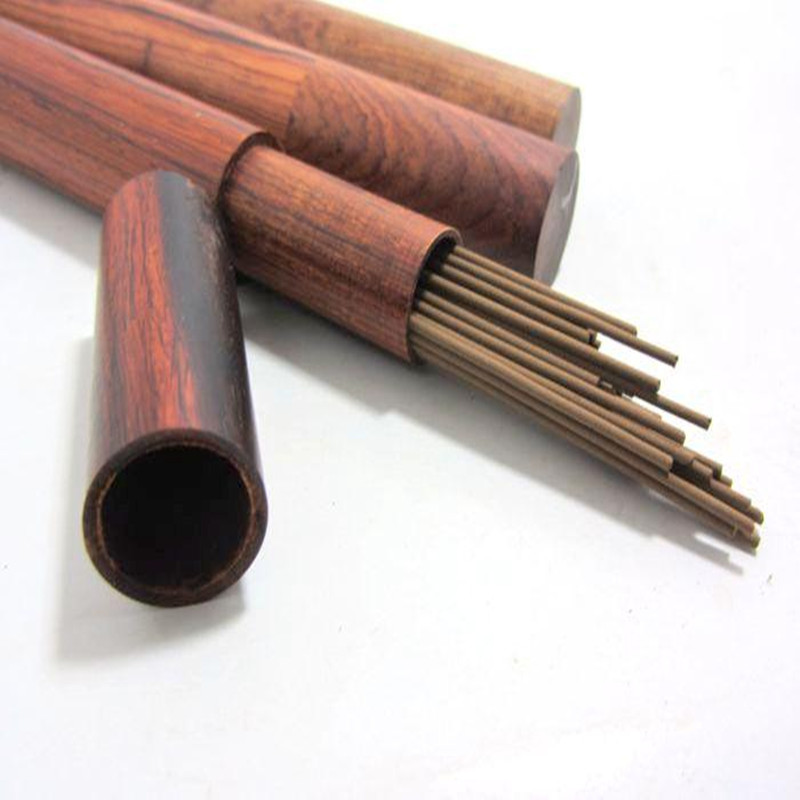 Vietnam red clay sink incense Nha Trang natural agarwood incense incense 80 branches about 20g thread incense
