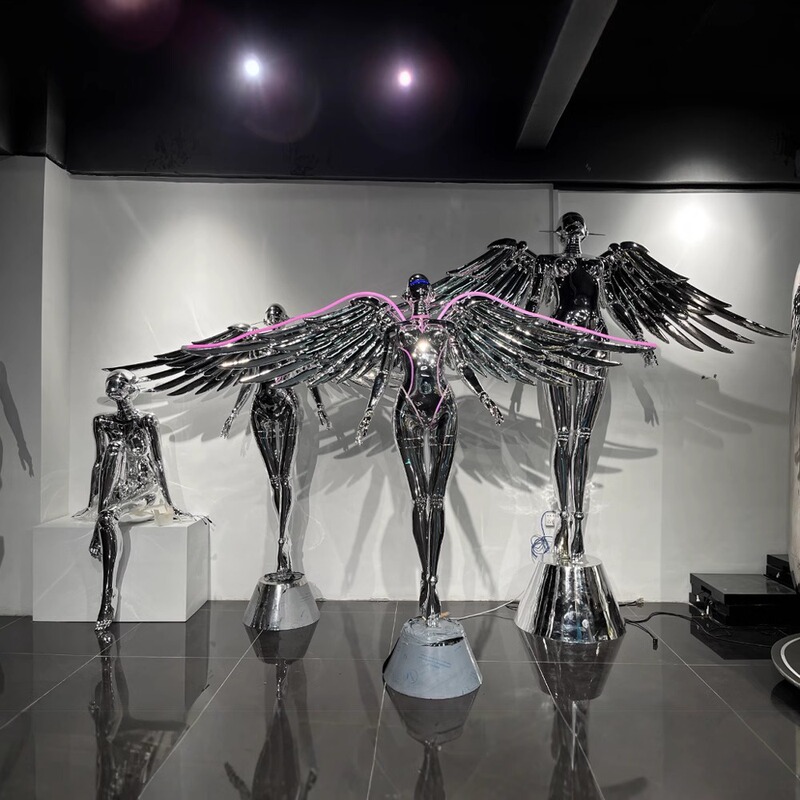 Mechanical Girl Akiyama Koki Figurine Sculpture Large-Scale Technological Luminous Character Clothing Store Hair Salon Bar Ktv Decoration
