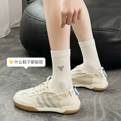 Anti-pilling ins one-piece boneless heart-shaped embroidered mid-calf socks, white short calf socks, combed cotton for girls in spring and summer, student
