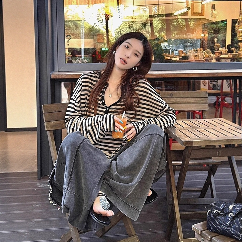 Paper-Thin Color-Block Striped Half-Open Collar Long-Sleeve T-Shirt for Women, Summer Thin Style, Lazy and Relaxed Feel, Sun-Protective Cover-Up Top