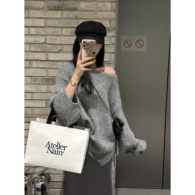 Gray High-End Raccoon Fur Off-Shoulder Round Neck Sweater for Women, Autumn and Winter, Lazy Atmosphere, Hollow Knitted Blouse Top