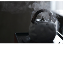 (Lotus Hall in the early days)Old rock mud soda glaze boiling kettle Charcoal burning kettle Ru Kiln glaze open piece can be raised